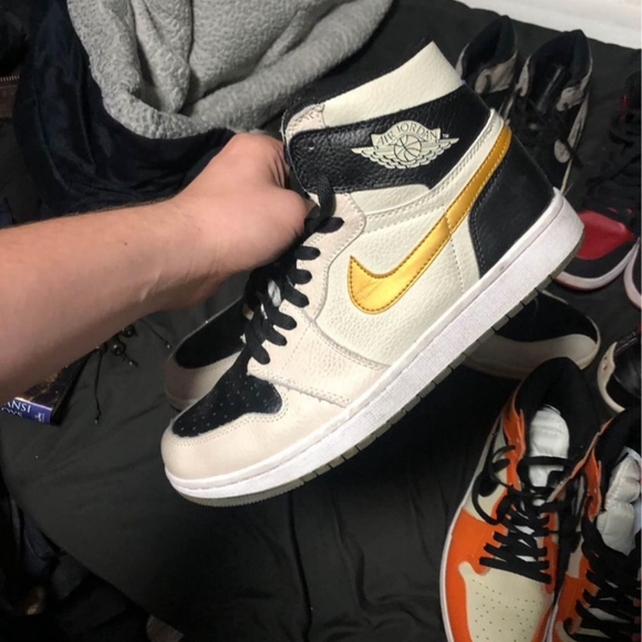 Lot of 11 Nike Air Jordan shoes size 11 - Picture 2 of 3